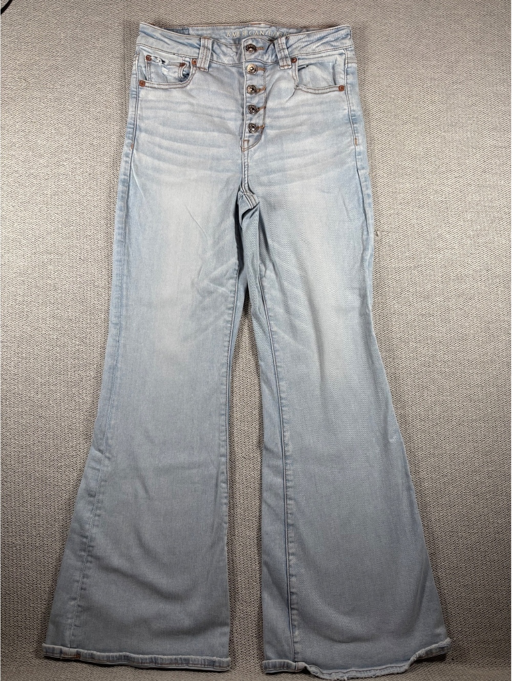 American Eagle Light Wash Flared Jeans Size 10 Regular